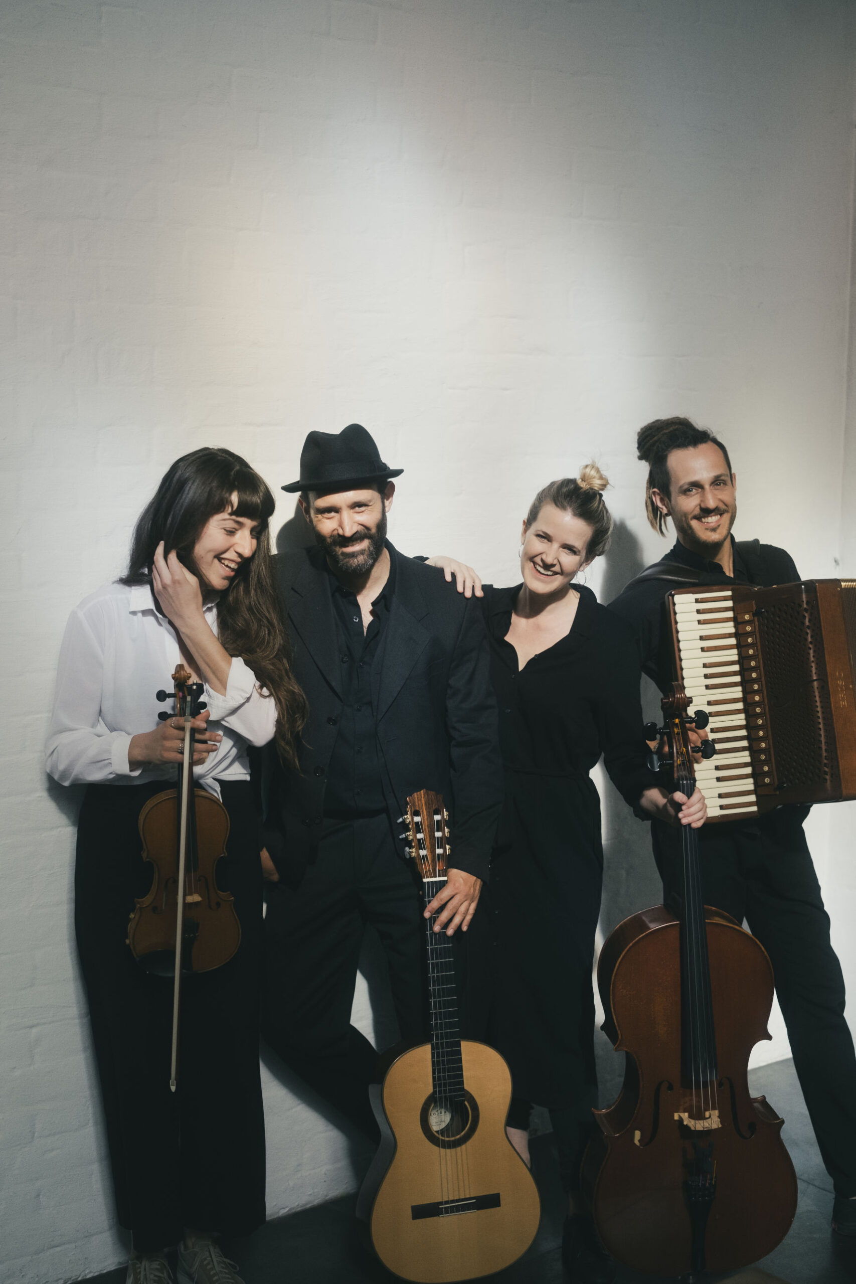 LYCKLIGA Jonas Immer small 3